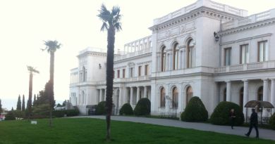Авто-пешеходная экскурсия из Судака (фото 2)